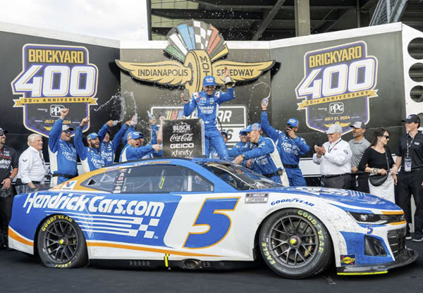 2024 Kyle Larson NASCAR Diecast 5 HendrickCars Hendrick Cars Brickyard Indy Win Raced Version 1:24 CWC Lionel Action RCCA Elite Color Chrome 99
